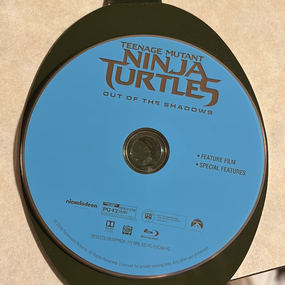 Like new! Out of the Shadows. Teenage Mutant Ninja Turtles 🥷 DVD & Blu-ray
